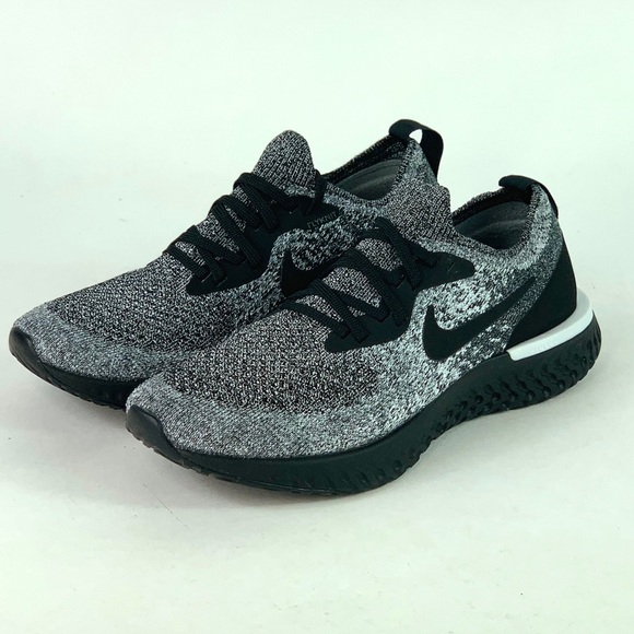 nike react flyknit oreo